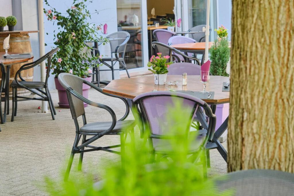 Hotel Restaurant Notre Dame Haguenau Bagian luar foto