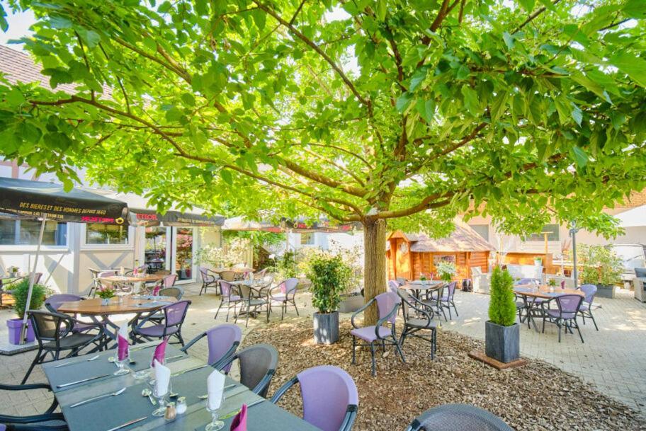 Hotel Restaurant Notre Dame Haguenau Bagian luar foto