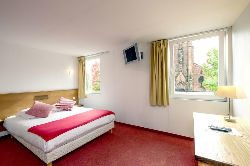 Hotel Restaurant Notre Dame Haguenau Bagian luar foto