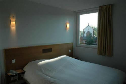 Hotel Restaurant Notre Dame Haguenau Bagian luar foto
