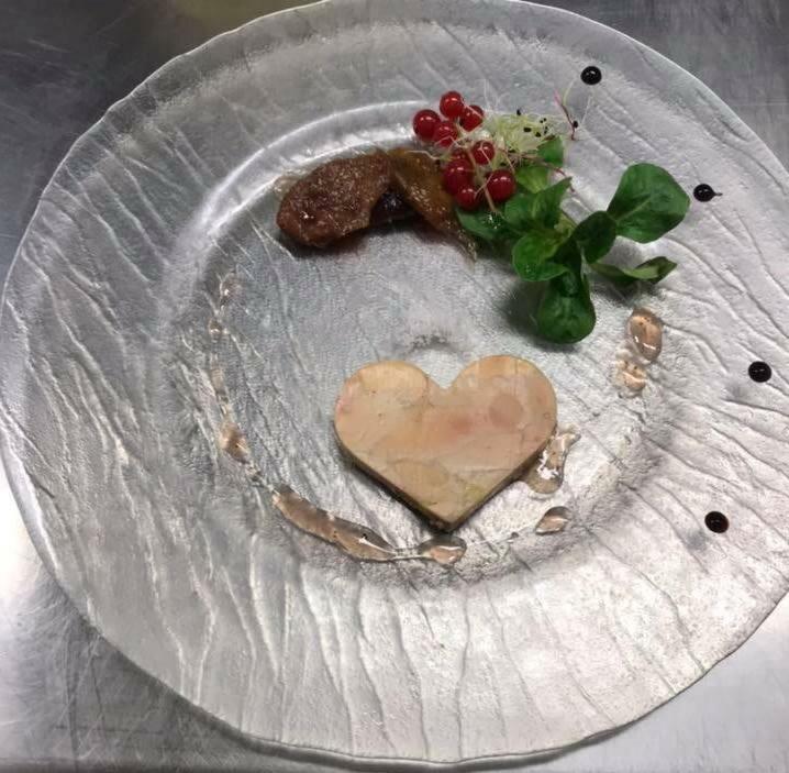 Hotel Restaurant Notre Dame Haguenau Bagian luar foto